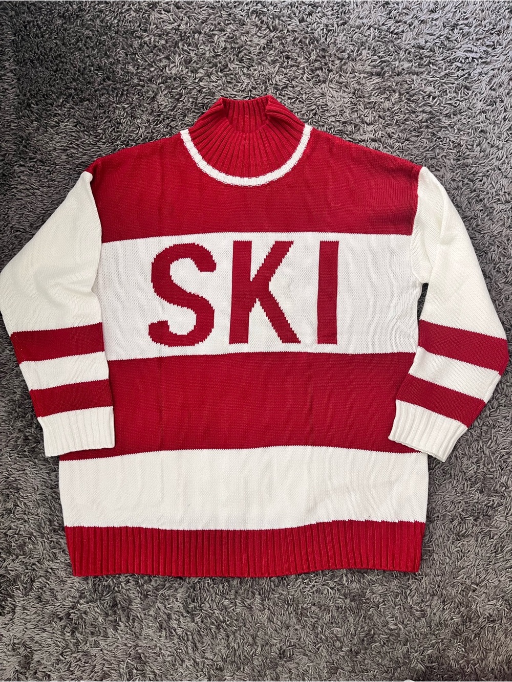 Women’s vintage style “SKI”turtleneck knit oversized red white striped sweater
